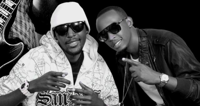 Mu gihe indirimbo "Kanda Amazi" irimo abahanzi benshi, "Imitobe" yo igaragaramo aba babiri bagize itsinda rya Two4Real