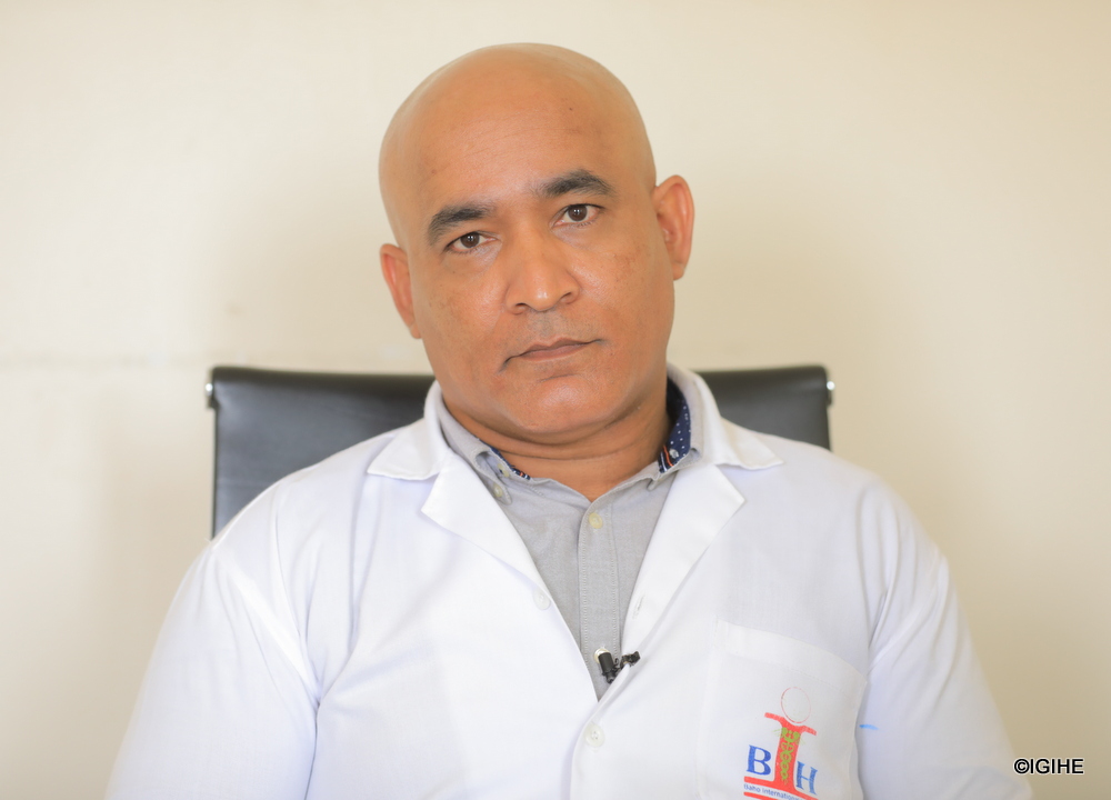 Umunya-Cuba Dr Rogriguez ukora muri Baho Hospital yasobanuye akamaro ko kwisuzumisha kanseri ziganjemo zifata abagore