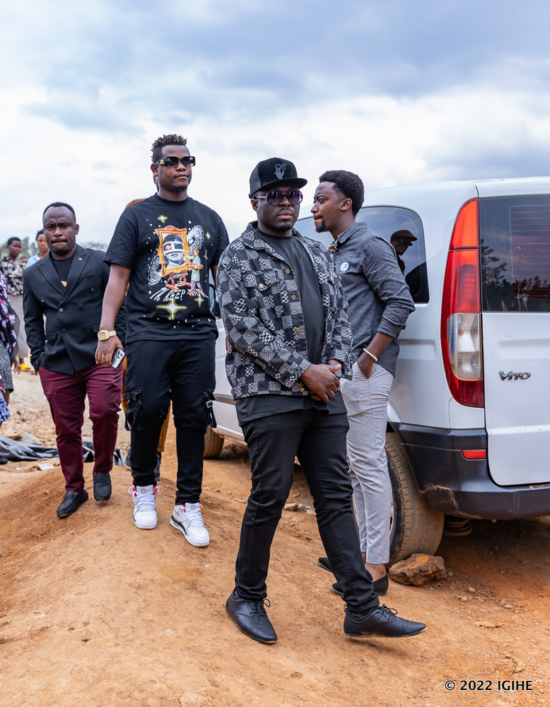 Uncle Austin na Bruce Melody bari mu bahanzi batabaye Meddy