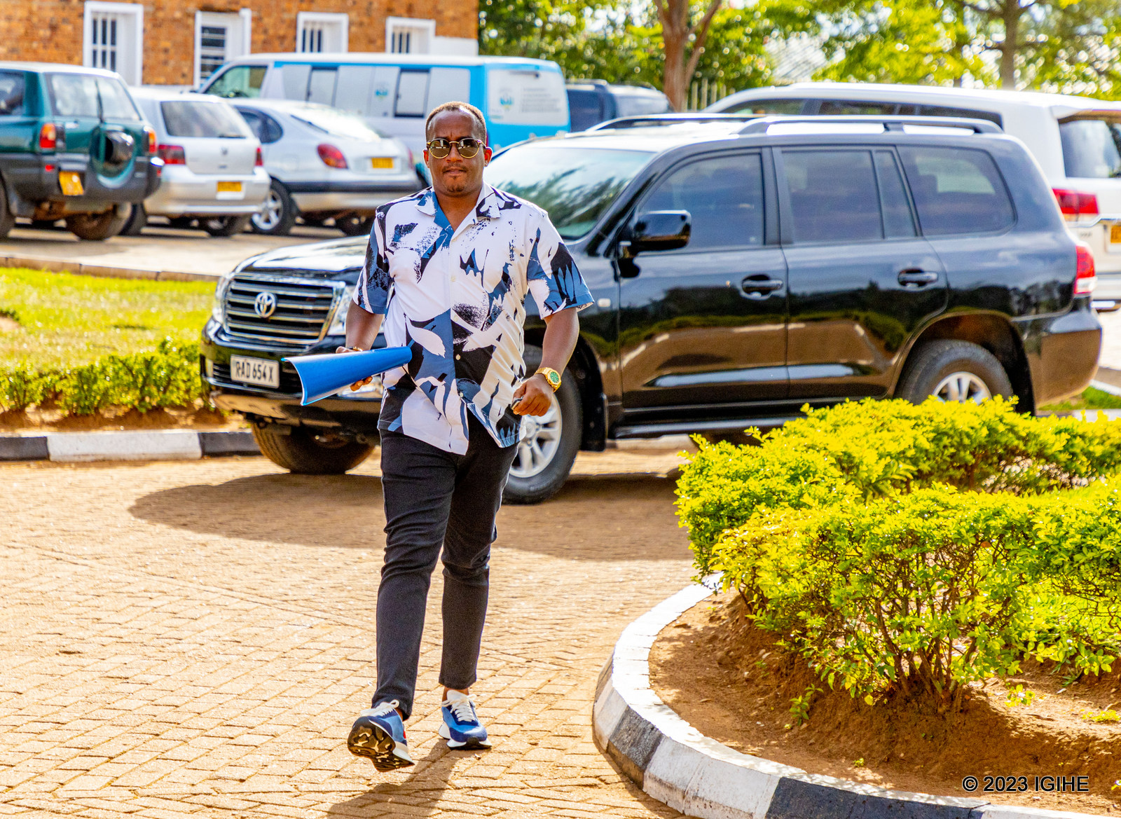 Gacinya Chance Denis wigeze kuyobora Rayon Sports uziyamamariza umwanya wa Visi Perezida wa Federasiyo ya Ruhago ubwo yageraga ku Cyicaro cya FERWAFA gutanga dosiye ikubiyemo kandidatire ye