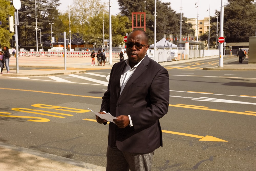 César Murangira avuga ijambo ritangiza iki gikorwa cyo kwibuka abishwe mu minsi 100 muri Jenoside yakorerwaga Abatutsi mu 1994 mu Rwanda
