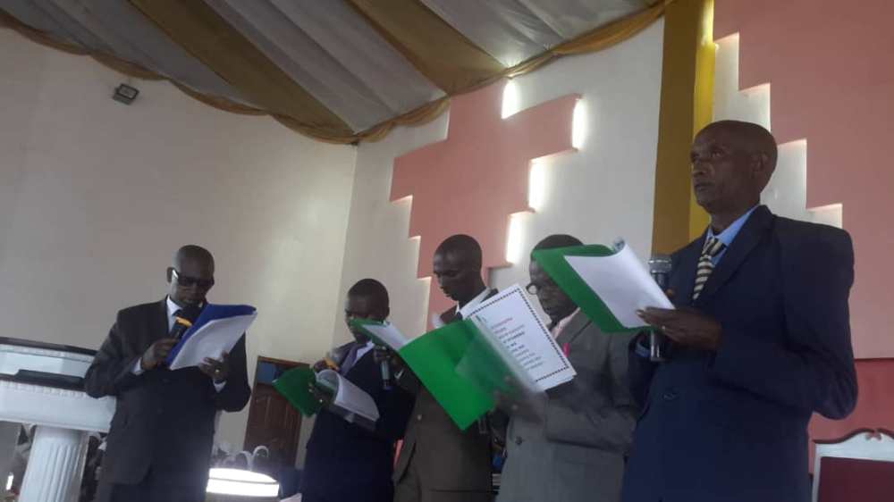 Abapasiteri bane bimikiwe kuba abashumba mu Itorero Umuriro wa Pantekote ryashinzwe na Pasiteri Majyambere wahoze muri ADEPR
