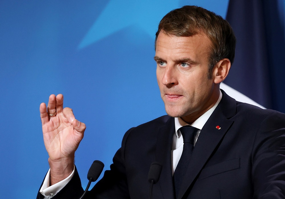 Perezida w'u Bufaransa, Emmanuel Macron nubwo ataratangaza kandidatire ye, bigaragara ko nta kizamubuza kwiyamamaza muri manda ya kabiri