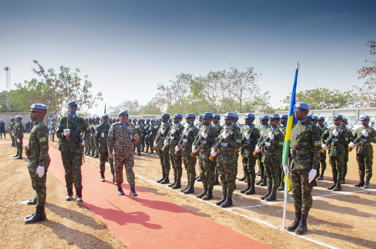 Ingabo z'u Rwanda ziri mu butumwa bwa Loni muri Sudani y'Epfo zakoze n'akarasisi