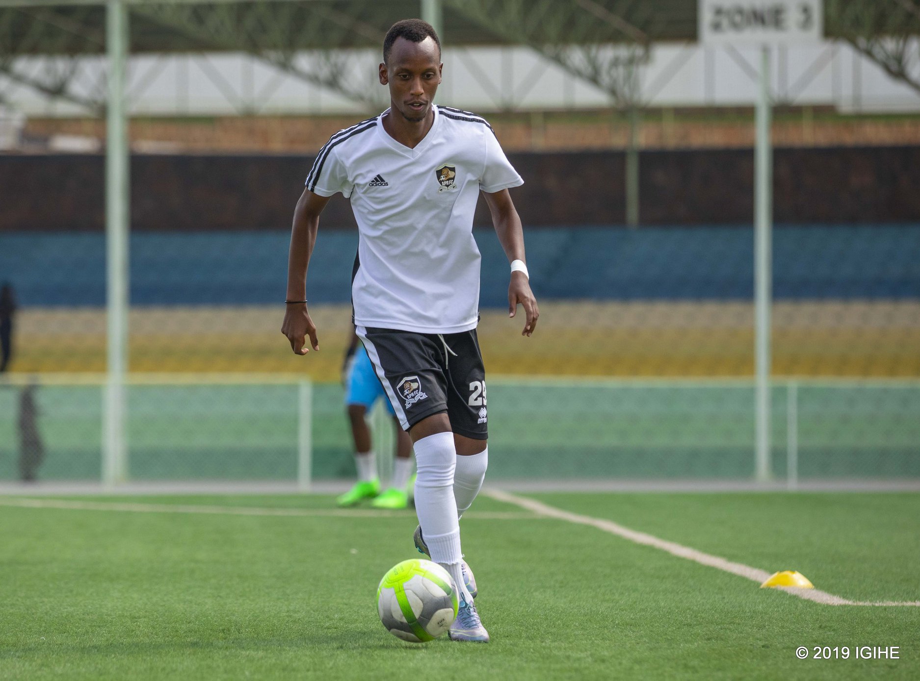 Nkizingabo Fiston yagiriye ibihe byiza muri APR FC