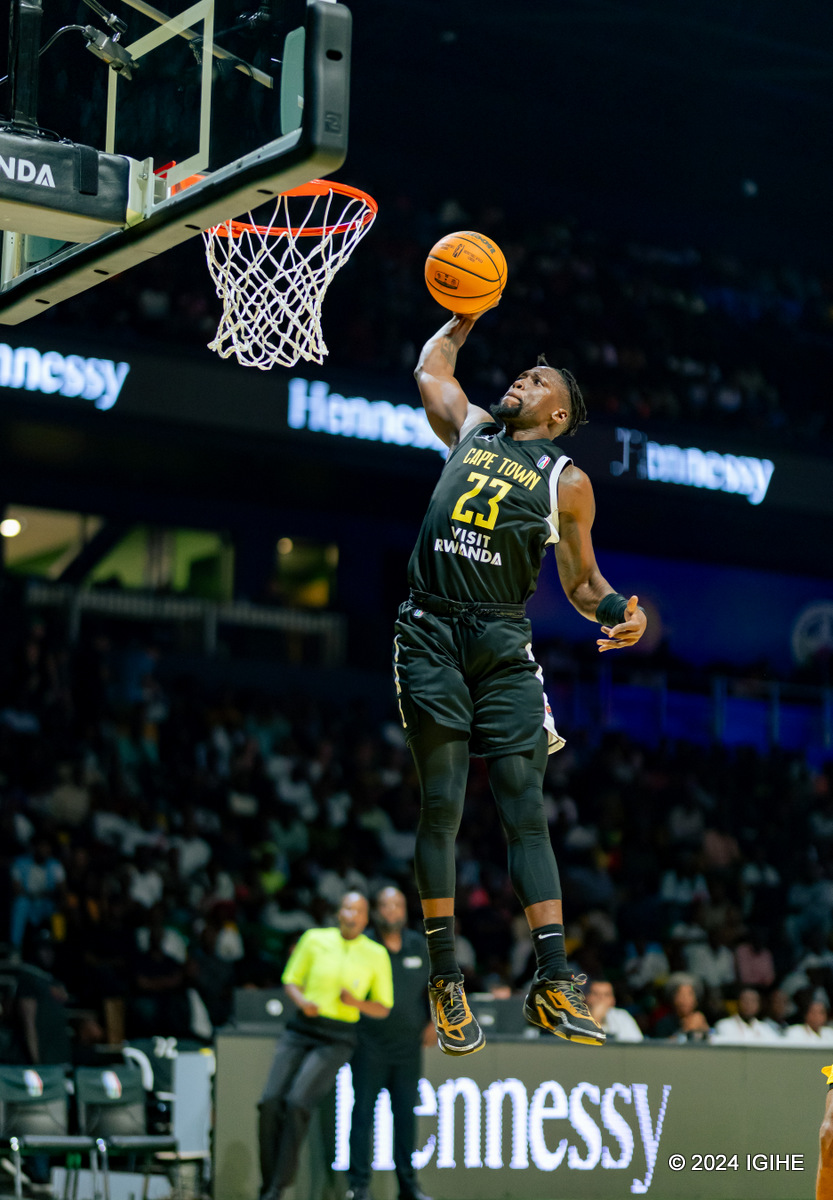 Samkelo Cele atera dunk