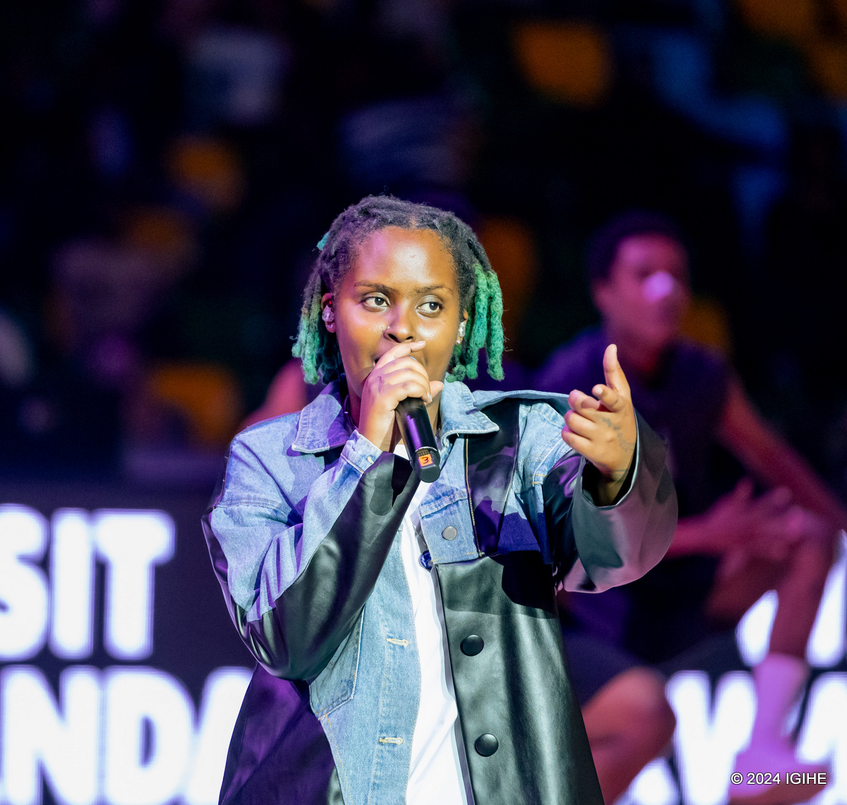 Ariel Wayz yaririmbye zimwe mu ndirimbo ze zakunzwe