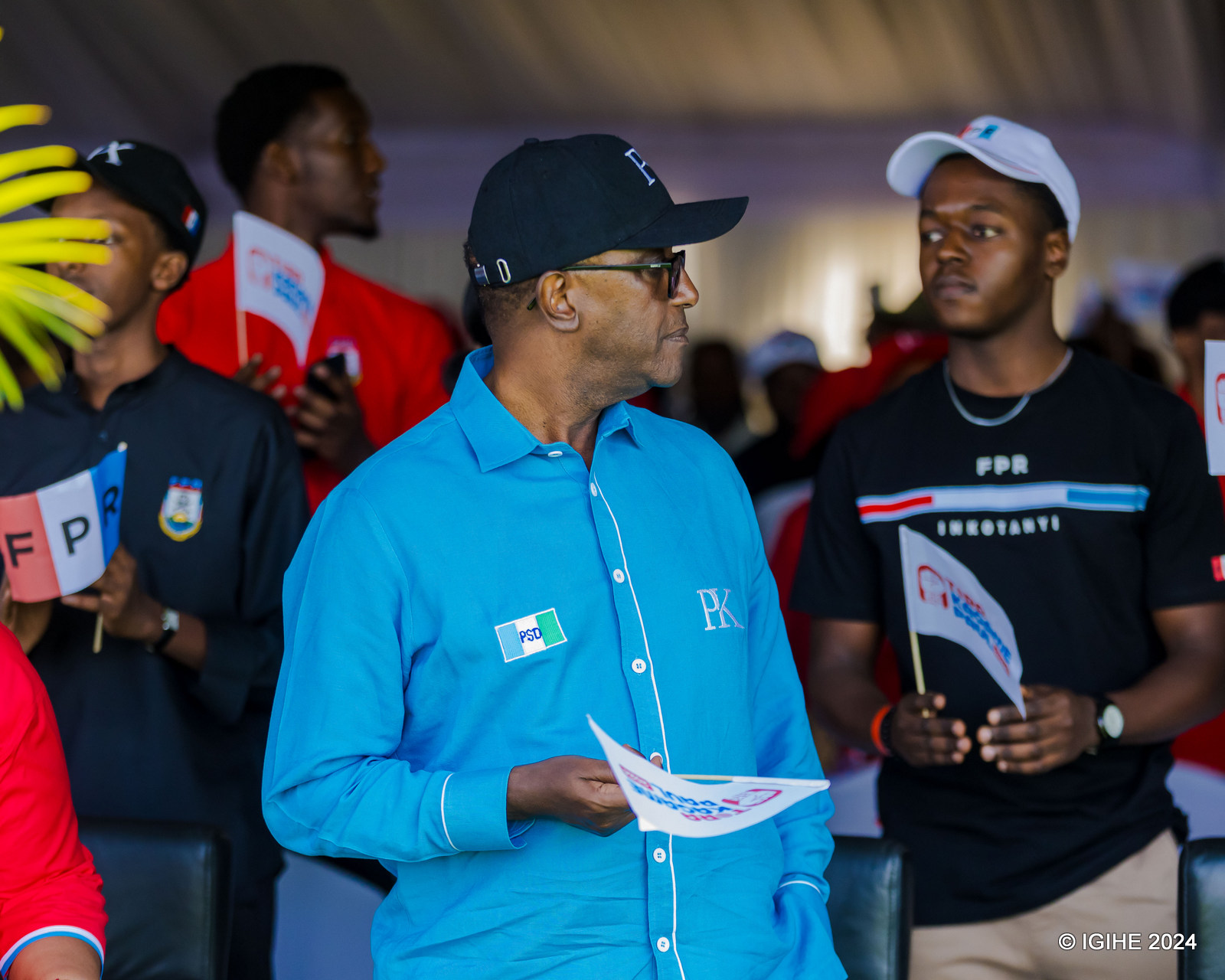 Minisitiri w'Umutekano mu gihugu, Dr Vincent Biruta ubarizwa mu ishyaka PSD, ari mu baje gushyigikira Paul Kagame