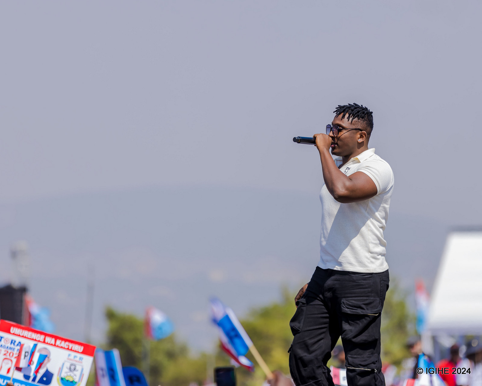 Umuhanzi Muneza Christopher yaririmbye "Nzakomeza Ntsinde"