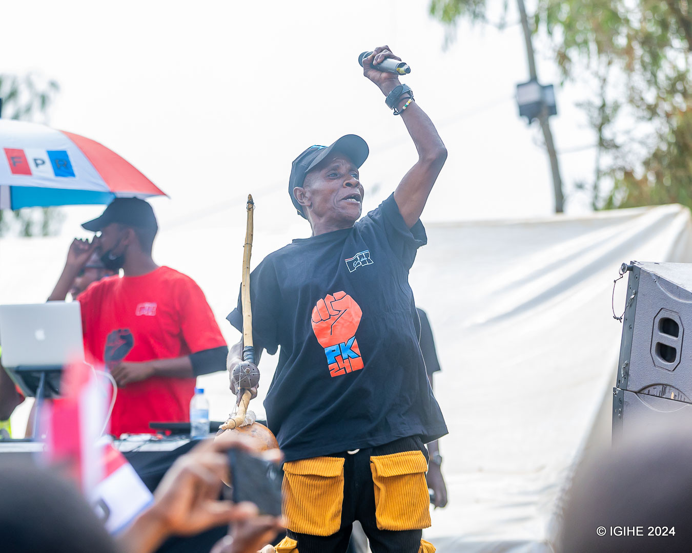 Igisupusupu aririmba "Ikipe Itsinda" ivuga ibyo Paul Kagame yagejeje ku Banyarwanda