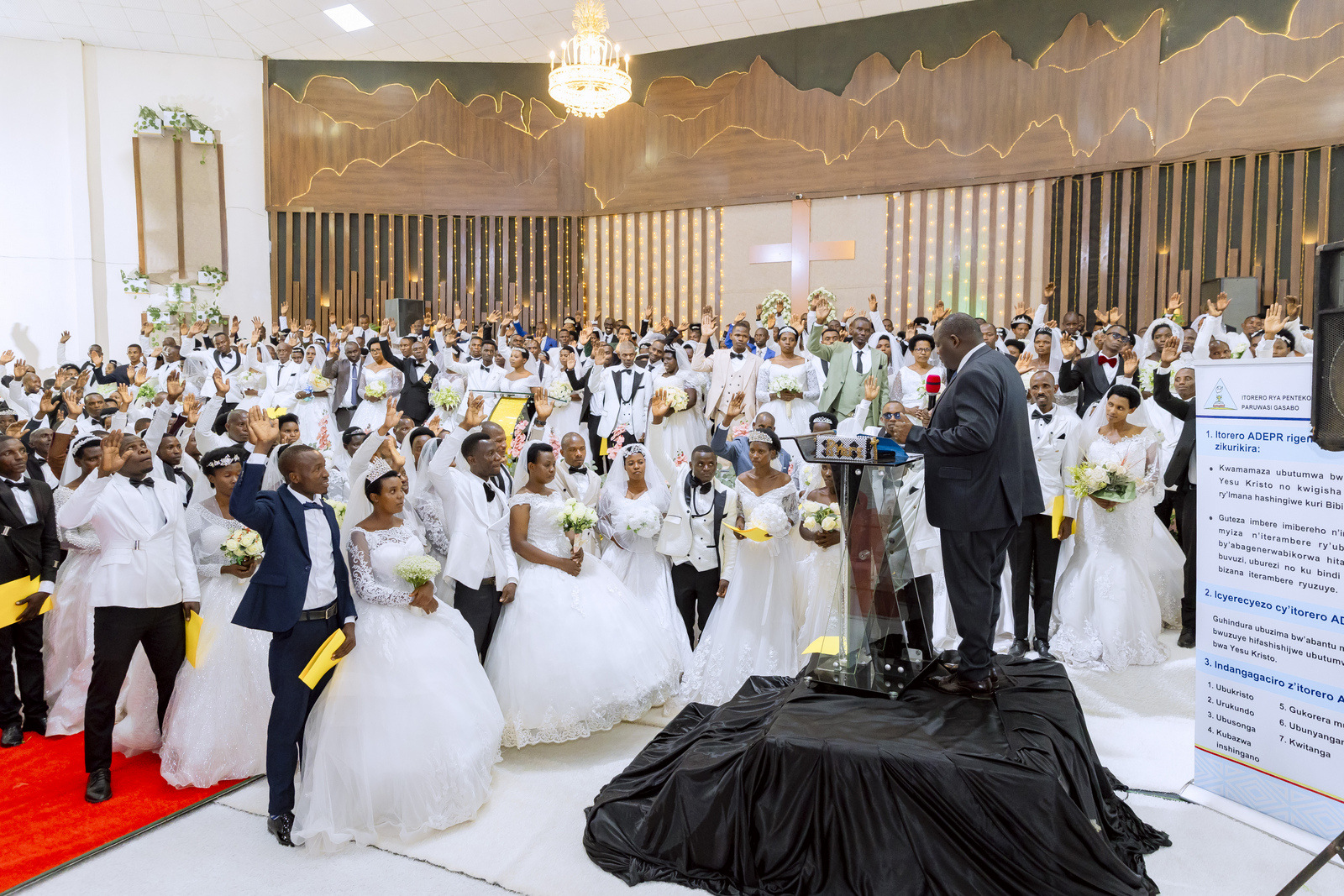 Iyi miryango yasezeranye ni iyo mu Karere ka Gasobo