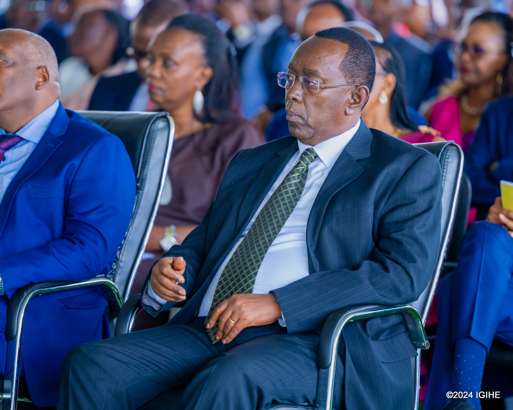 Bernard Makuza yari yitabiriye uyu muhango