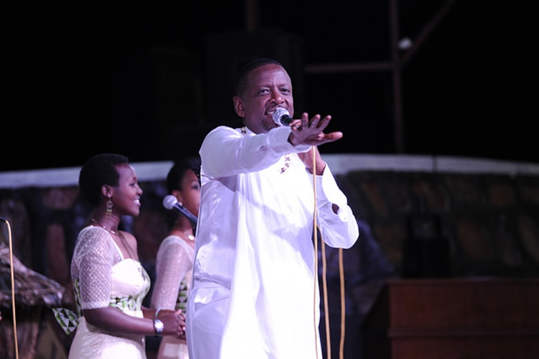 Masamba yiteguye kwizihiza Yubile y'imyaka 50 mu birori bizaba bikomatanye no kwishimira imyaka 30 amaze aririmba