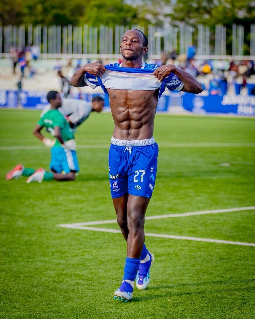 Sindi Paul yari yarasoje amasezerano ye muri Rayon Sports