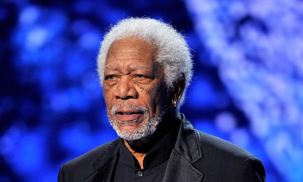 Morgan Freeman ashinjwa gukorakora abakobwa