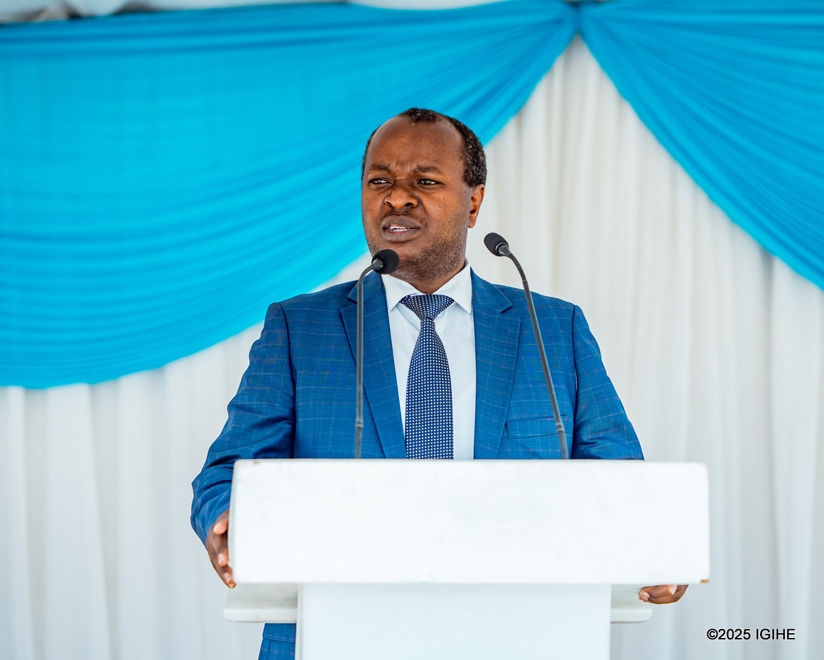Umuyobozi wa HQ-Aqua Plastic Ltd, Mungwarareba Jean Bosco, yavuze ko uru ruganda ruzakemura ikibazo cy'ibikoresho by'ubwubatsi batumizaga mu mahanga