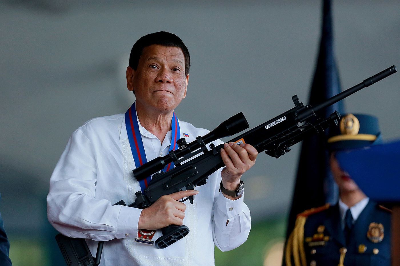 Duterte yagiye yiyemerera ko ubwe yishe abantu abarashe