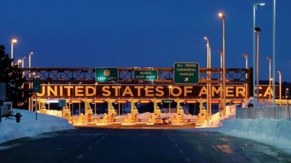 Umupaka uhuza Amerika na Canada uzasigara unyuraho ingendo za ngombwa gusa nk'ibicuruzwa