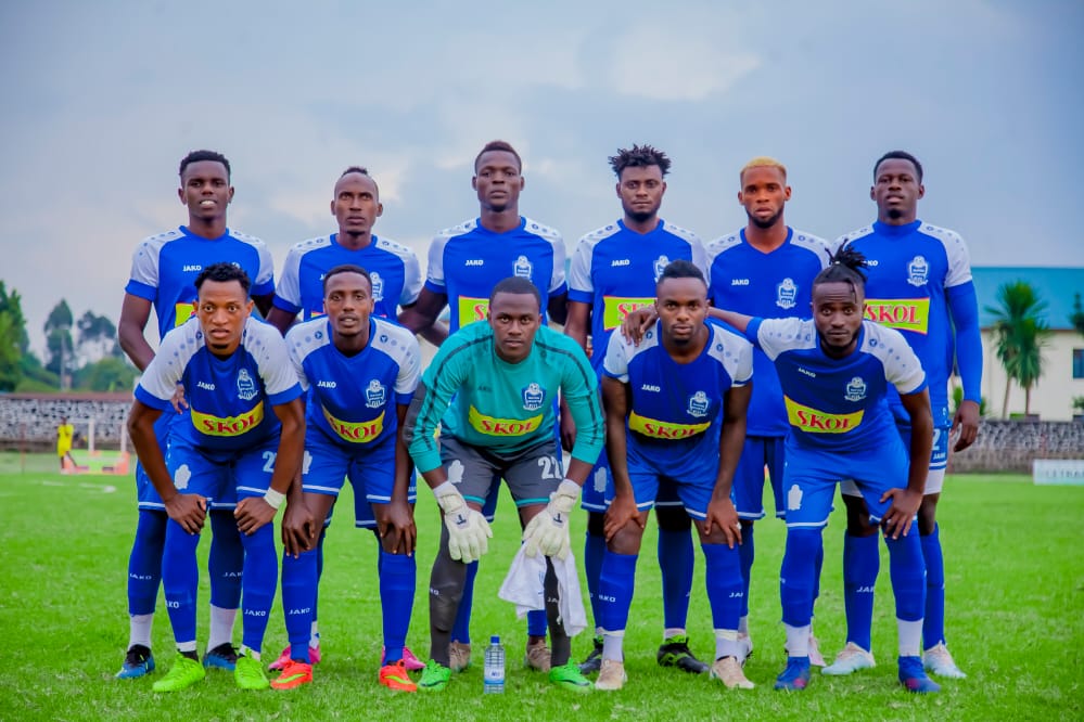 Abakinnyi ba Rayon Sports babanje mu kibuga