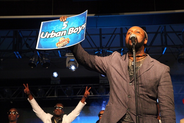 Umuhanzi wa nyuma yaje kuba Urban Boyz, nuko abandi bahabwa insinde