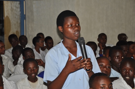 Abanyeshuri bagize uruhare mu biganiro byatangwaga na KMP