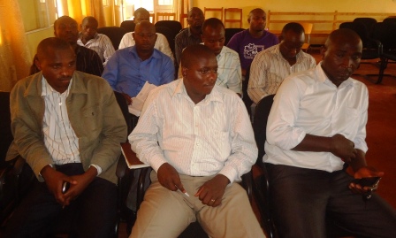 Abayobozi mu nzego zitandukanye bafashe ingamba zo kwishyuza bwangu amafaranga ya VUP