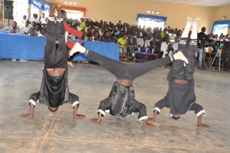 Guhatanira umwanya wa mbere ntibyari byororshye