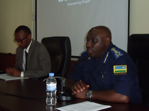 Gatarayiha uyobora RURA na IGP Gasana