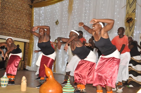 Intore n'ababyinnyi ba Garuka urebe