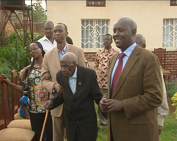 Umukambwe Ndagijimana aracyafite umuhate wo gukorera igihugu ku myaka isaga 100