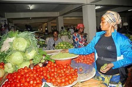 Isoko rya kijyambere ryo mu mujyi hagati ibiciro byaryo biri hasi cyane ugereranyije n'andi ya hano muri Kigali