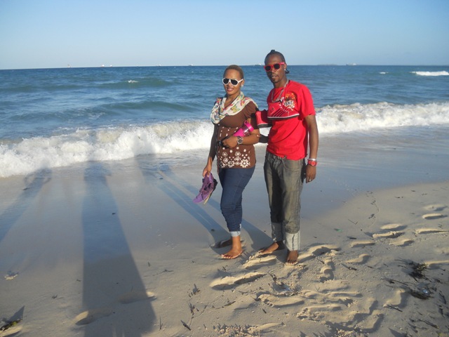 Vd Frank ari kumwe na DadaCross i Mozambique