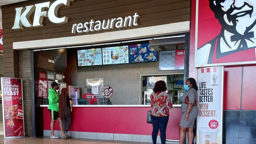 Abakiliya ba KFC yo muri Kenya bayimereye nabi nyuma yo kumenya ko itumiza ibirayi mu Misiri na Afurika y'Epfo