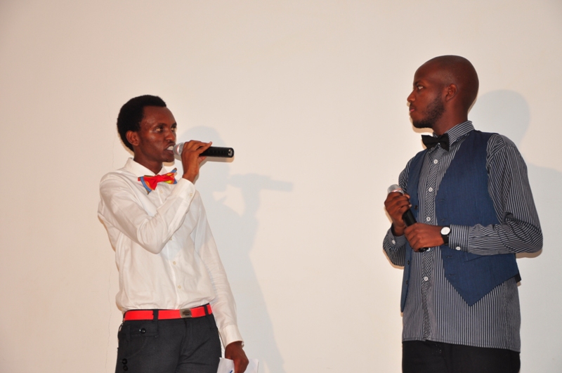 Umunyarwenya Ramjaane ari kumwe n'umuraperi muri Gospel Bright