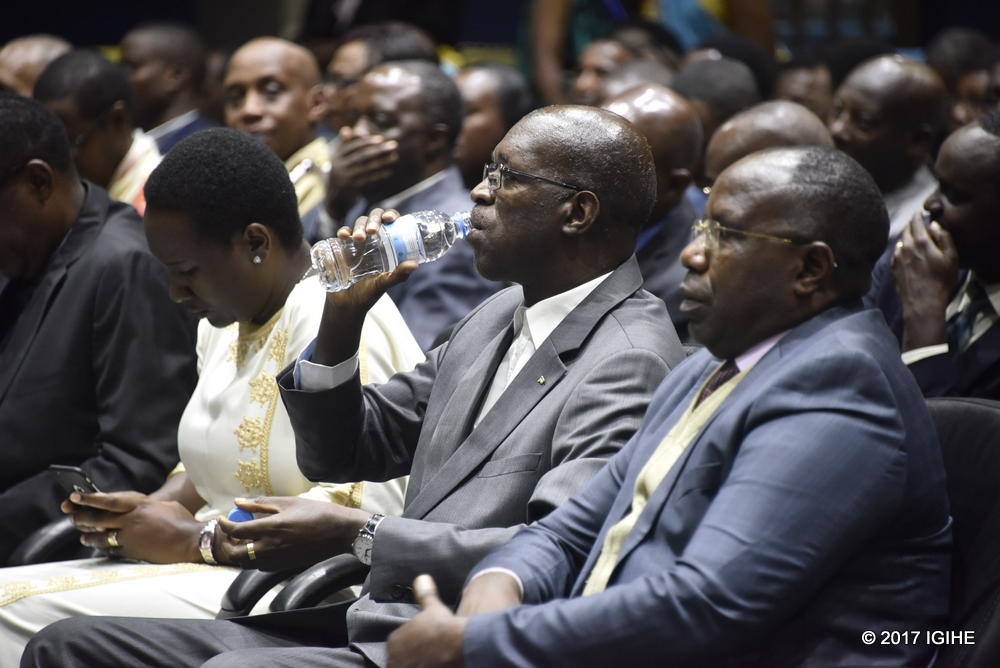 Pierre Damien Habumuremyi, Umuyobozi w'Urwego rw'Igihugu rushinzwe Intwari, impeta n'Imidali y'ishimwe, Minisitiri Murekezi na Minisitiri Uwacu Julienne