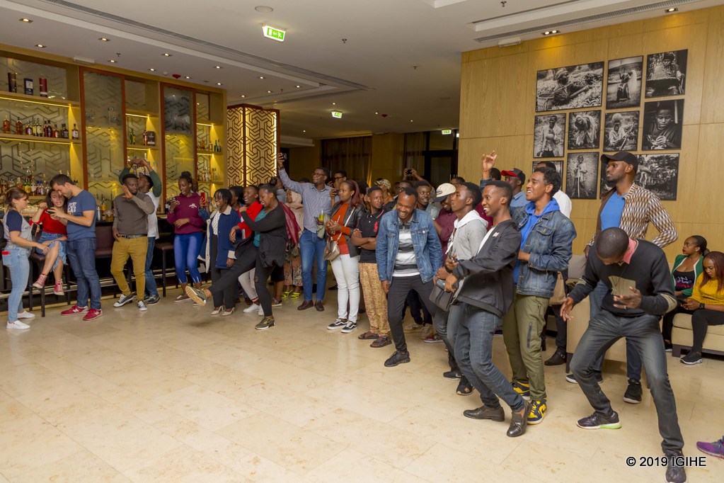 Symphony Band yishimiwe bihebuje mu gitaramo yashimangiriyemo ubuhanga mu muziki w’umwimerere