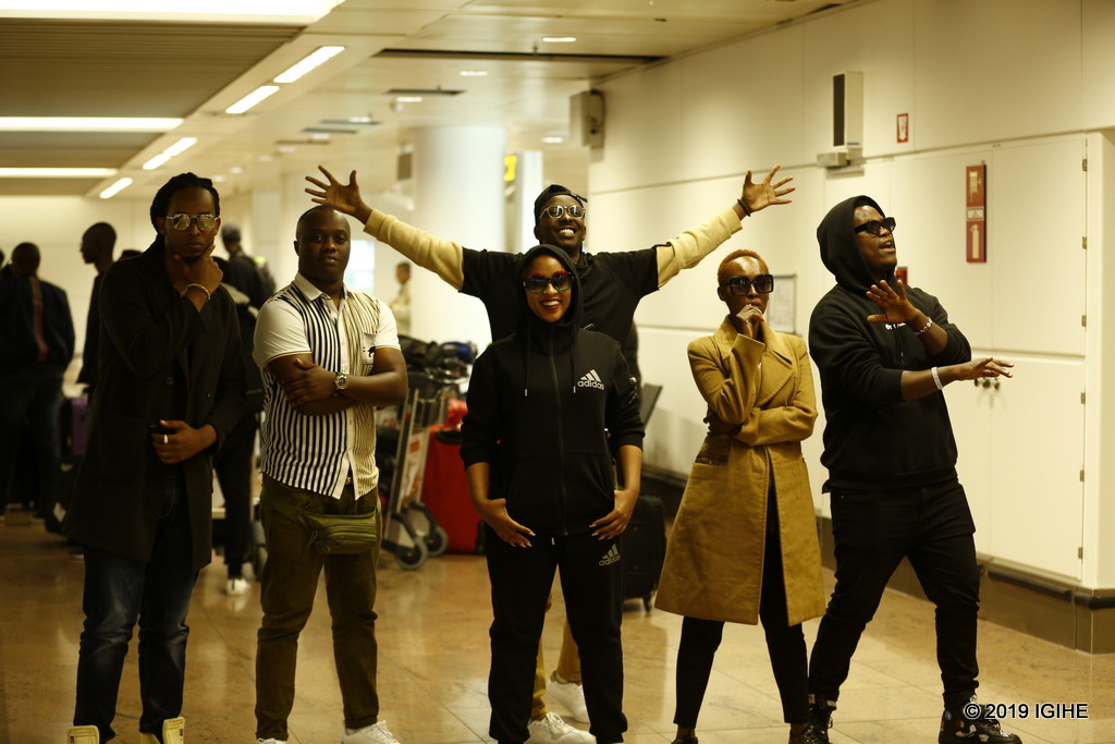 Nyuma y'urugendo rw'amasaha umunani, akanyamuneza kari kose ubwo abahanzi bari bageze i Bruxelles