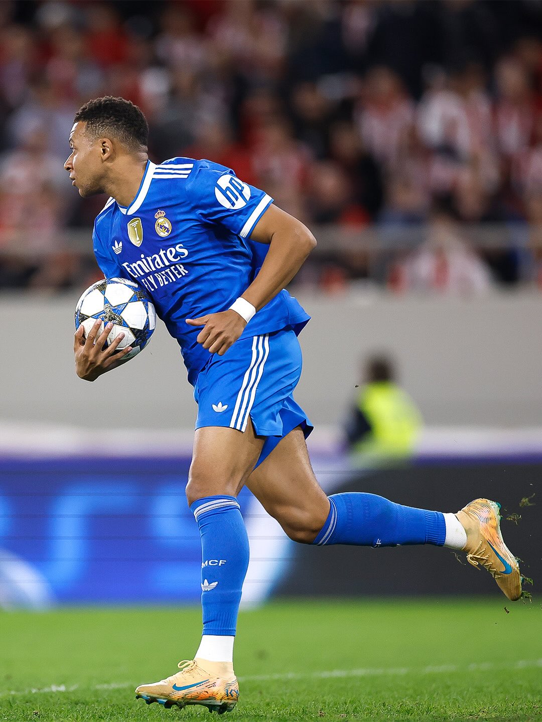 Kylian Mbappé yatsinze ibitego bitatu mu minota irindwi