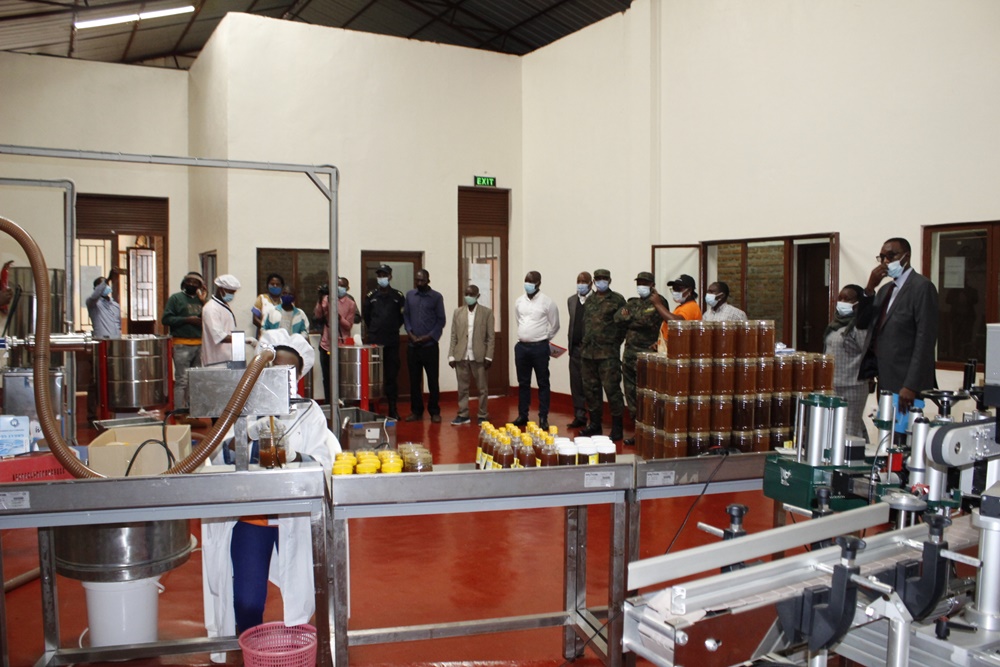 Ubuki butunganyirizwa muri Rutsiro Honey Ltd bwabonye isoko mu mahanga