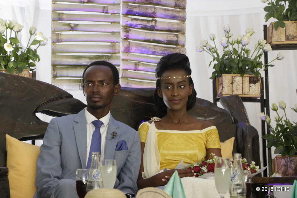 Kayumba Aimé na Uwera Sarah Sanyu bamenyaniye ku rusengero aho ateranira kuri Kigali English Church i Kibagabaga