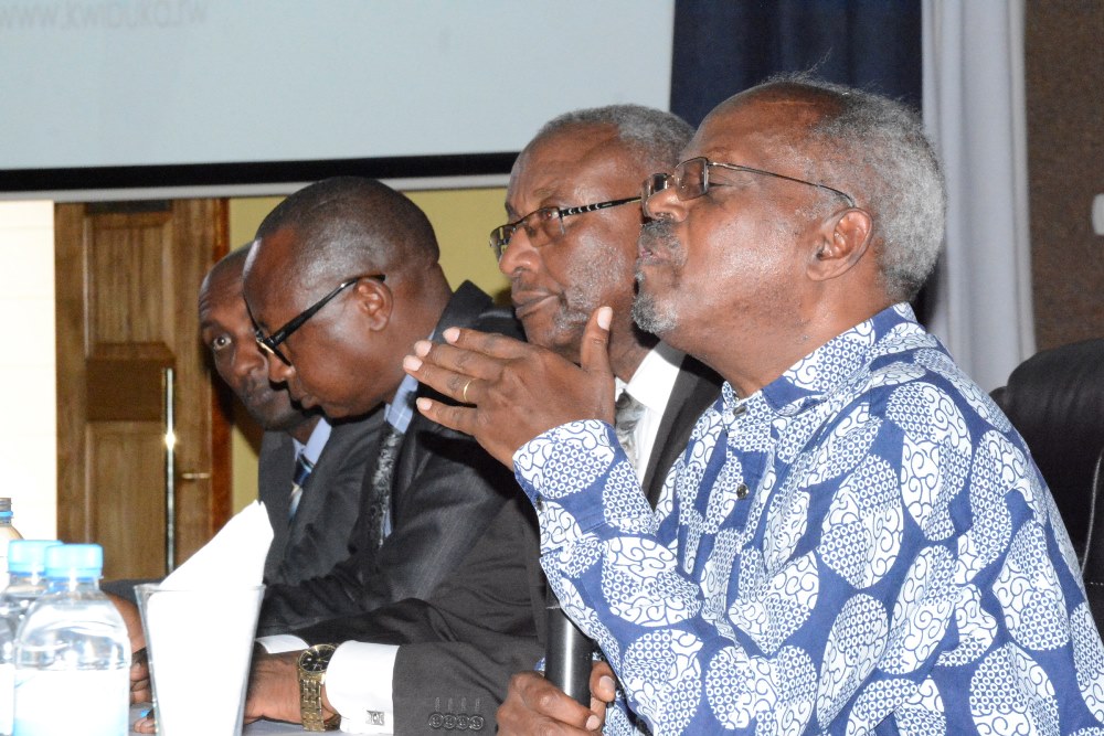 Senateri Mugesera asanga n'iyo abahunze mu 1959 basabwa gutahuka batari kugaruka