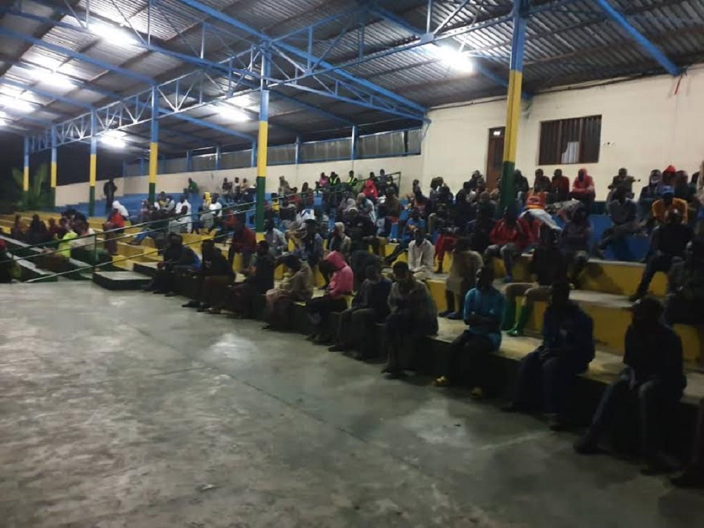 Abarenga 150 barajwe muri Stade basobanurirwa ingamba zashyizweho zo kwirinda Coronavirus