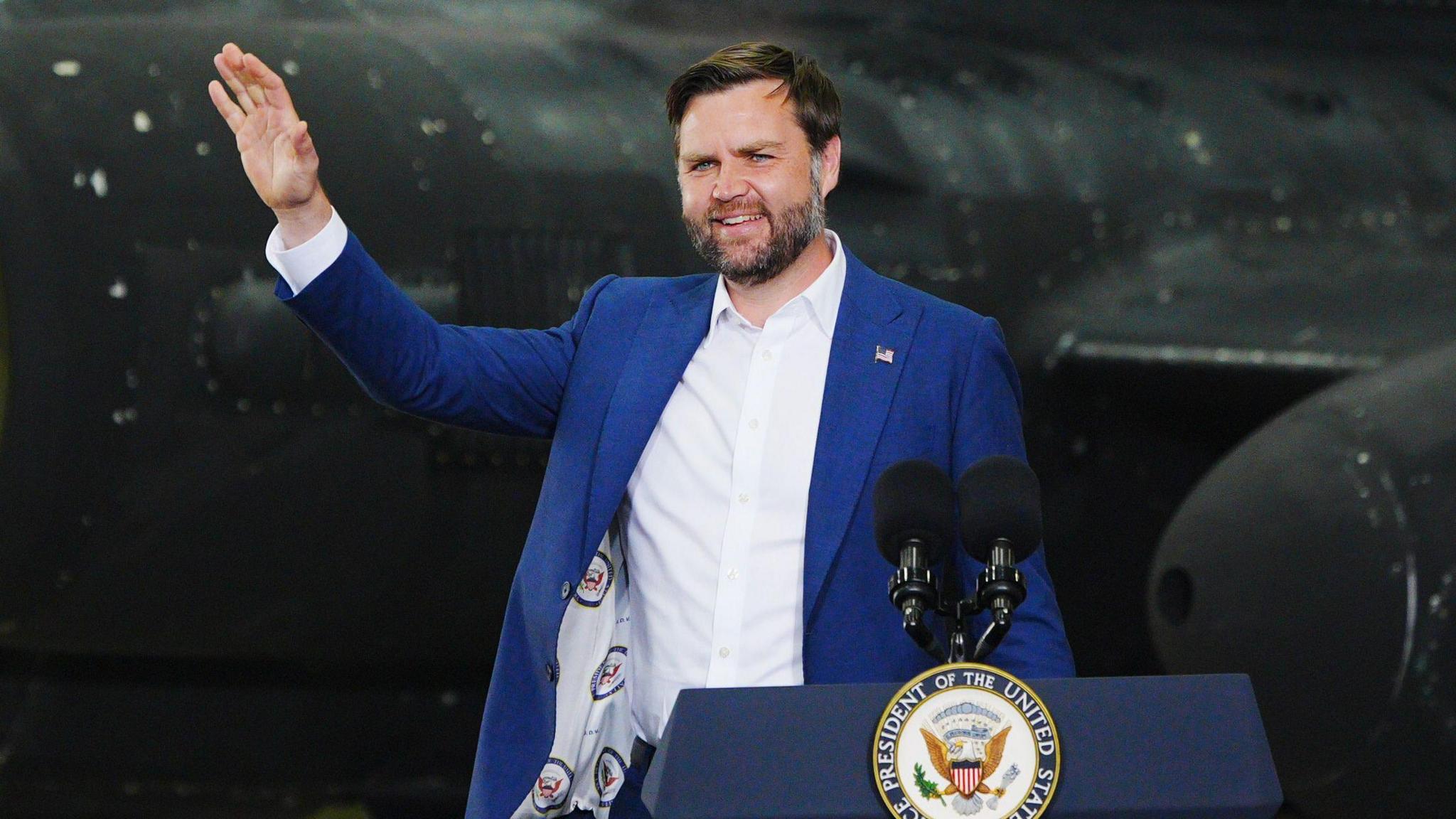 Uruzinduko Visi Perezida wa Leta Zunze Ubumwe za Amerika, J.D. Vance, yagombaga kugirira muri Kenya rwasubitswe