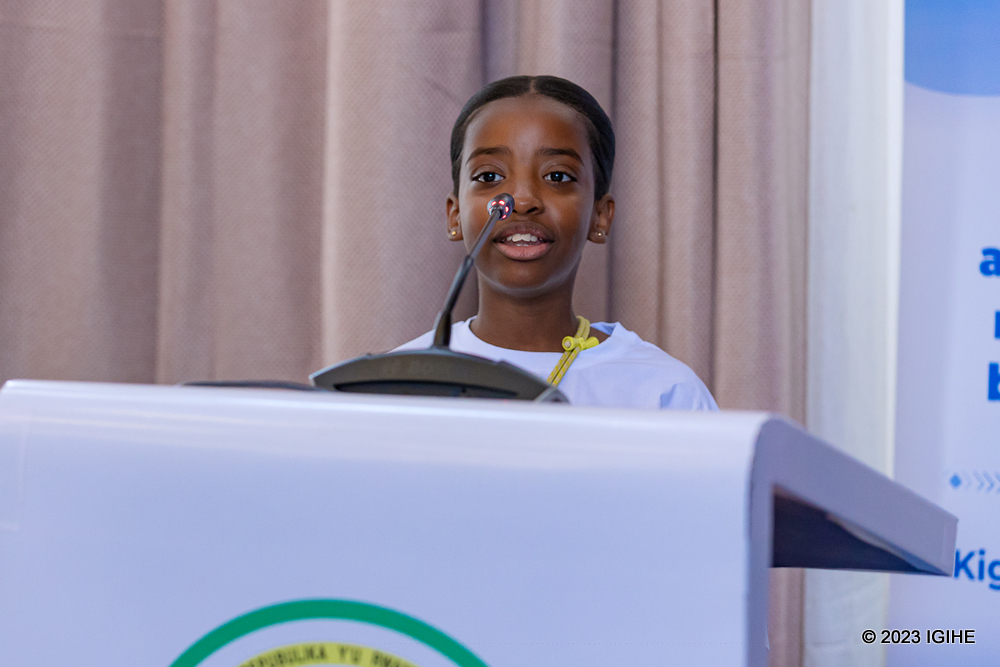 Aba bana bagaragaje ubuhanga mu kuvuga Ikinyarwanda