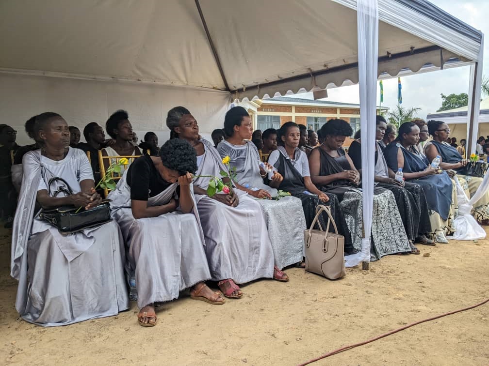 Ababyeyi bakozwe ku mutima n'ubuhamya bwatanzwe