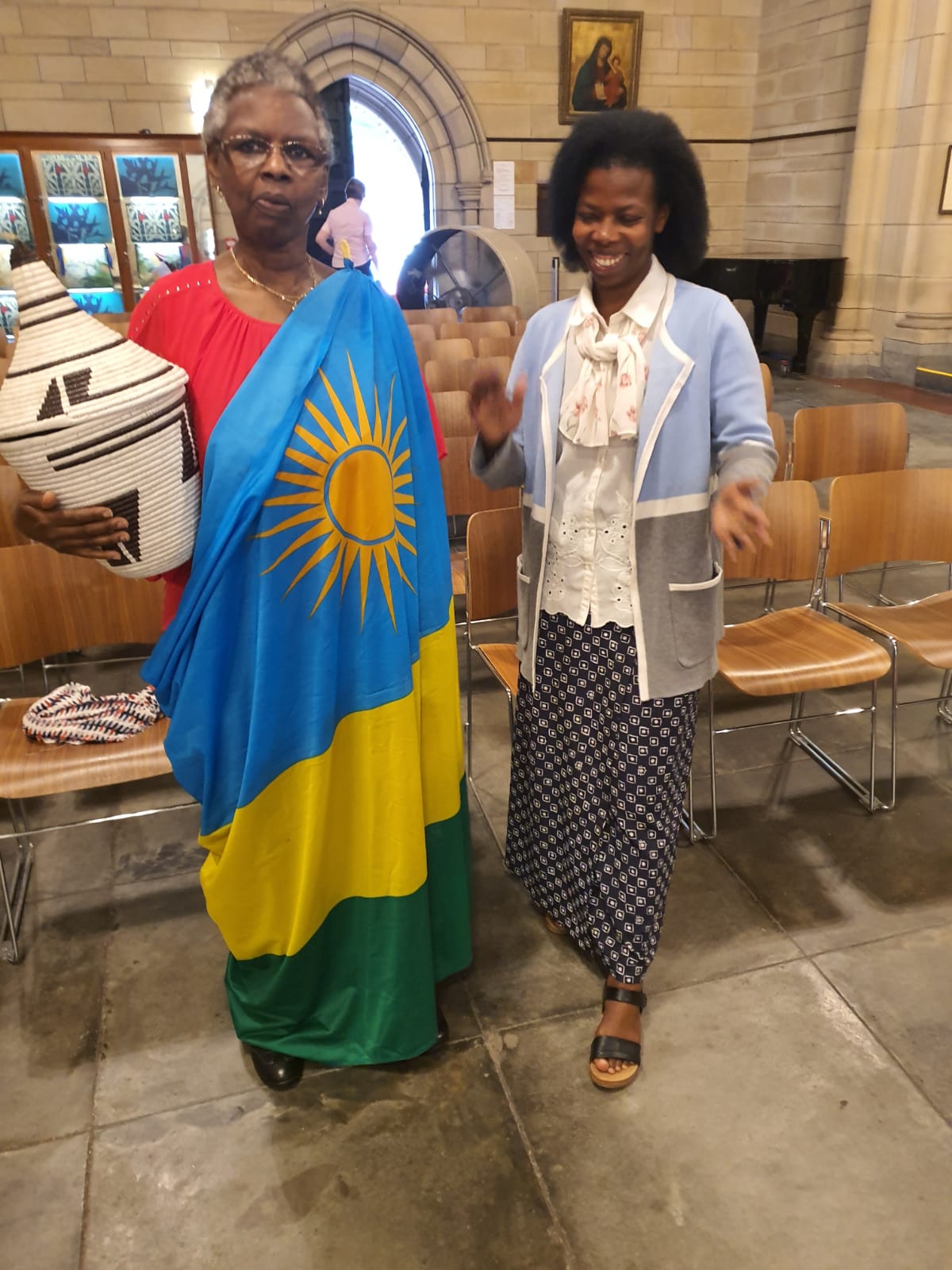 Ababyeyi bitwaje n'ibiseke mu gusigasira umuco Nyarwanda