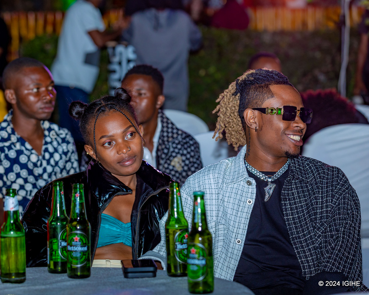 Ababyinnyi General Benda na Shakira bitabiriye iki gitaramo