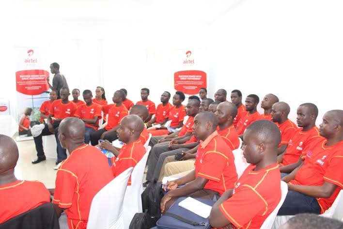 Abahagarariye Airtel hirya no hine no gihugu bazajya bashyikiiriza Modem abarimu aho bakorera