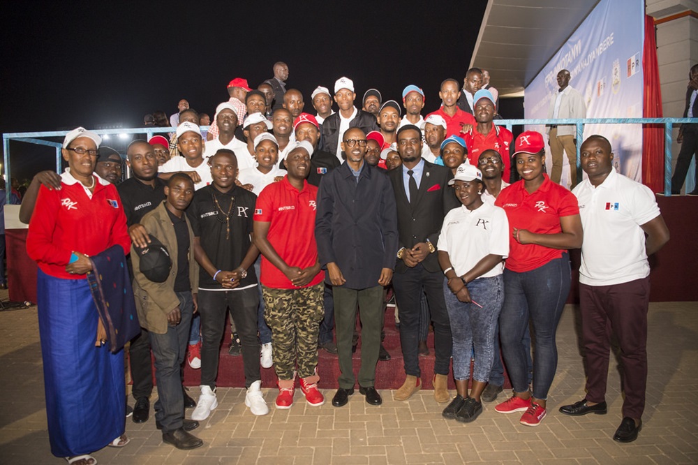 Umunsi yatowe, Perezida Kagame yashimiye n'abahanzi
