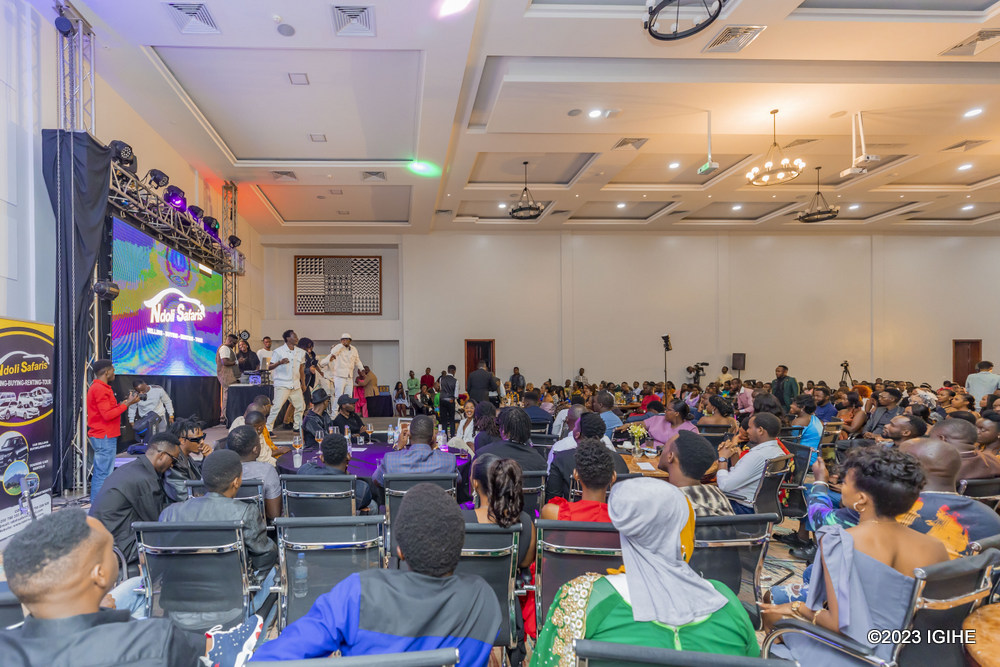 Abakunzi ba sinema bari benshi muri Crown Conference Hall